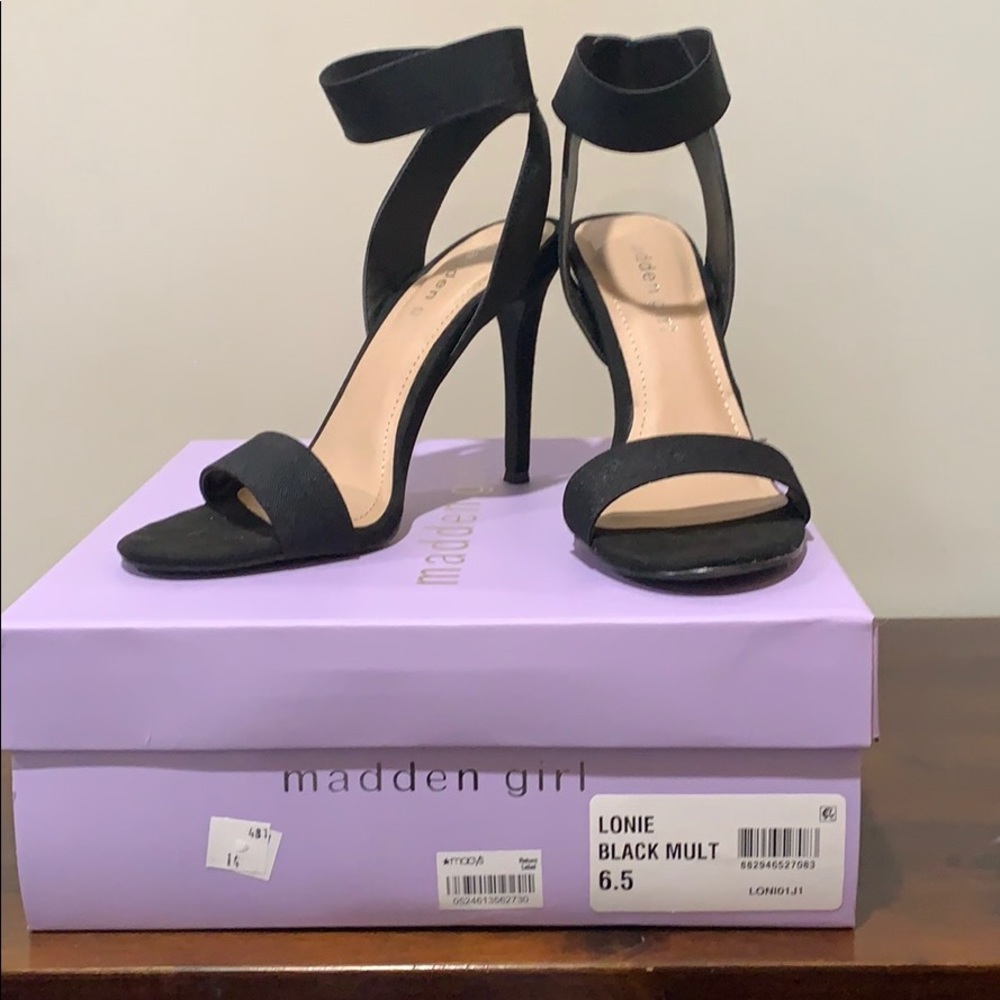 Madden Girl Lonnie Strapped Stiletto (size 6.5)